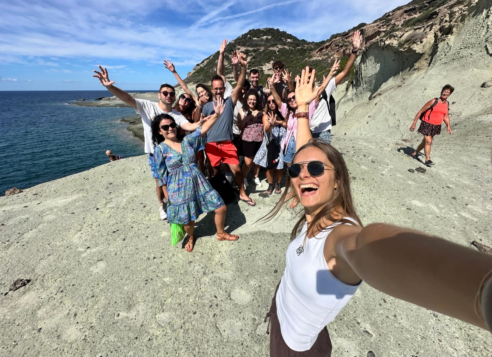 Un gruppo in retreat insieme sulla costa del Nord Est